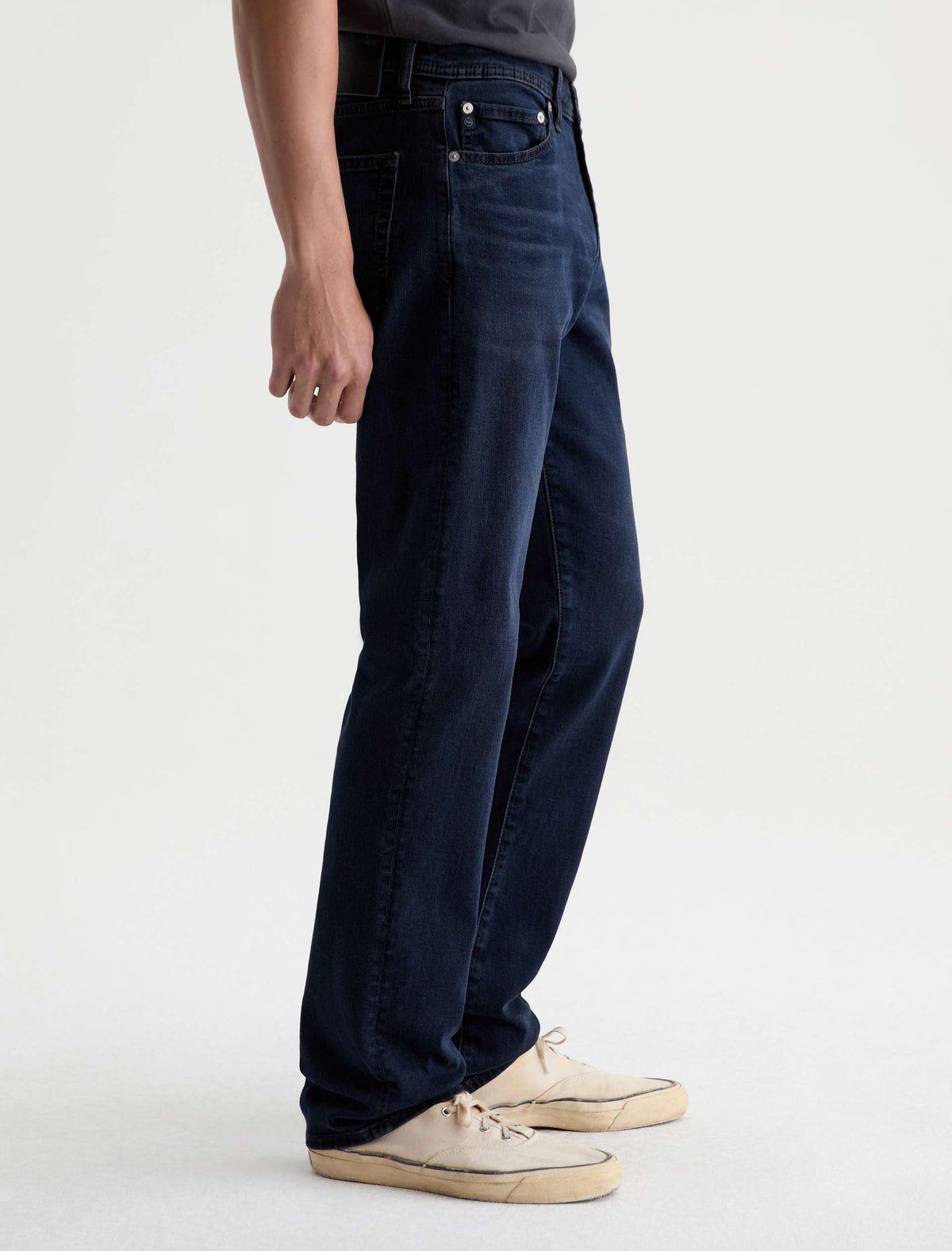 Graduate Jean - Studio