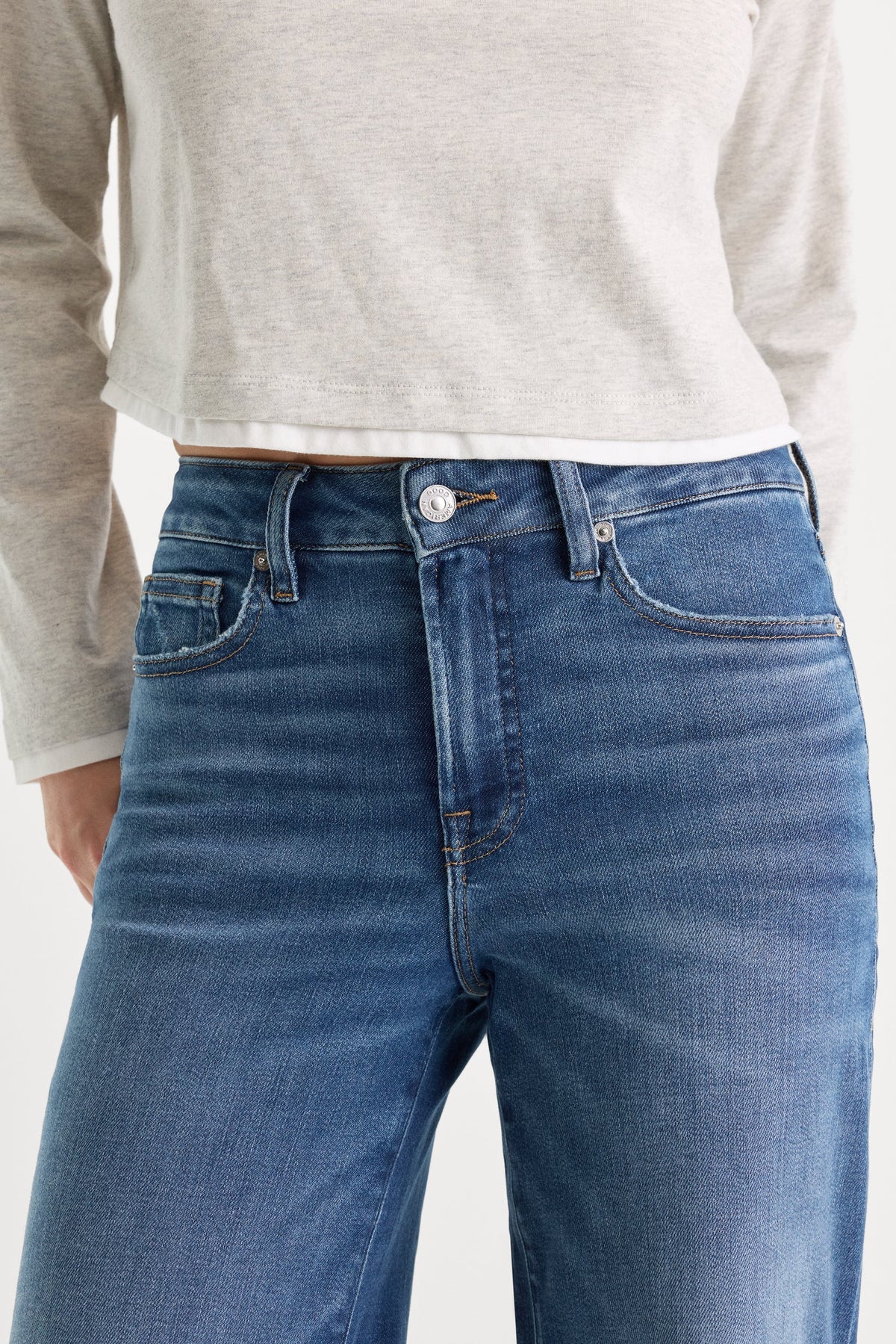 Soft Tech Good Waist Palazzo Jeans in Ridicule