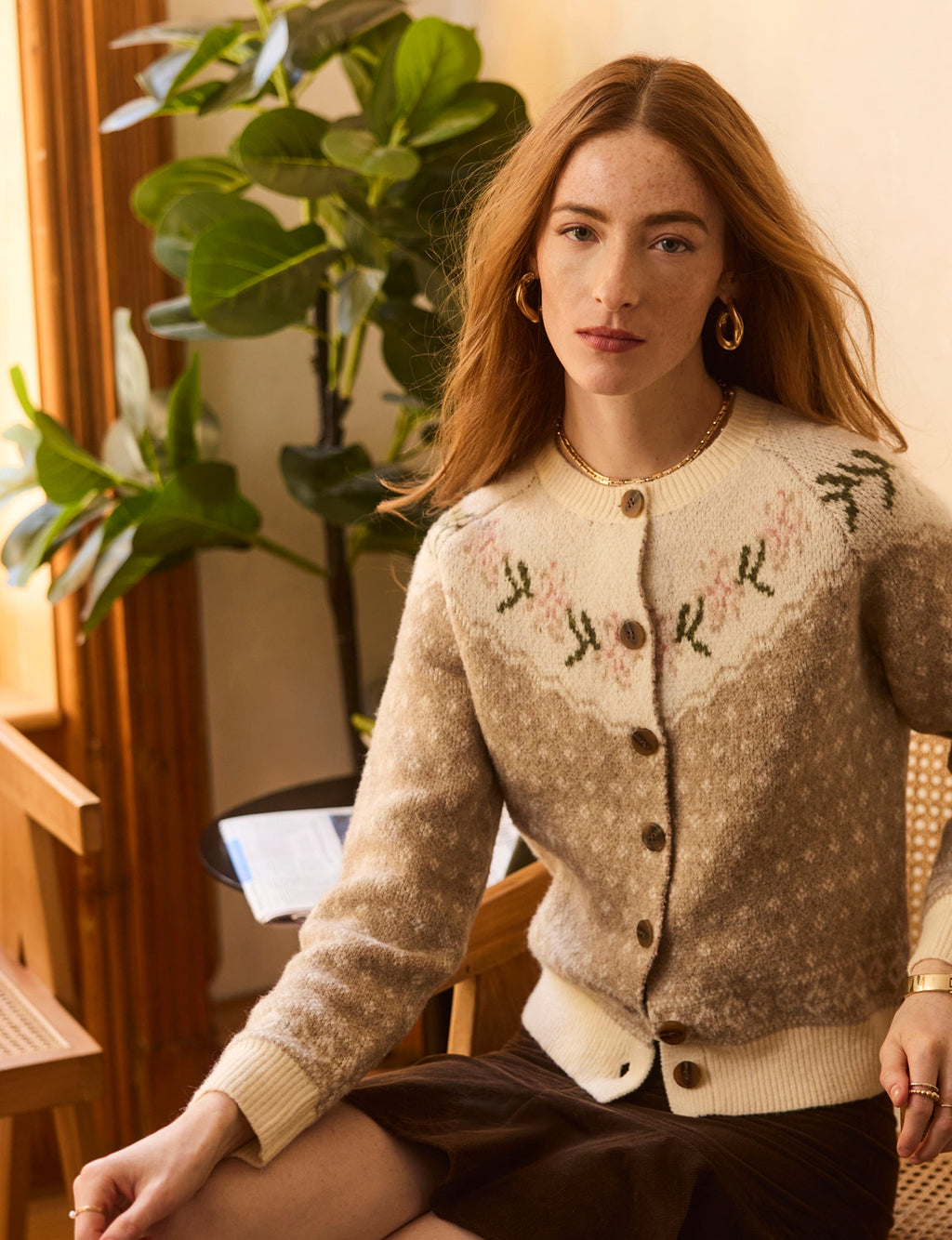 Karisa Cardi in buff, detail view