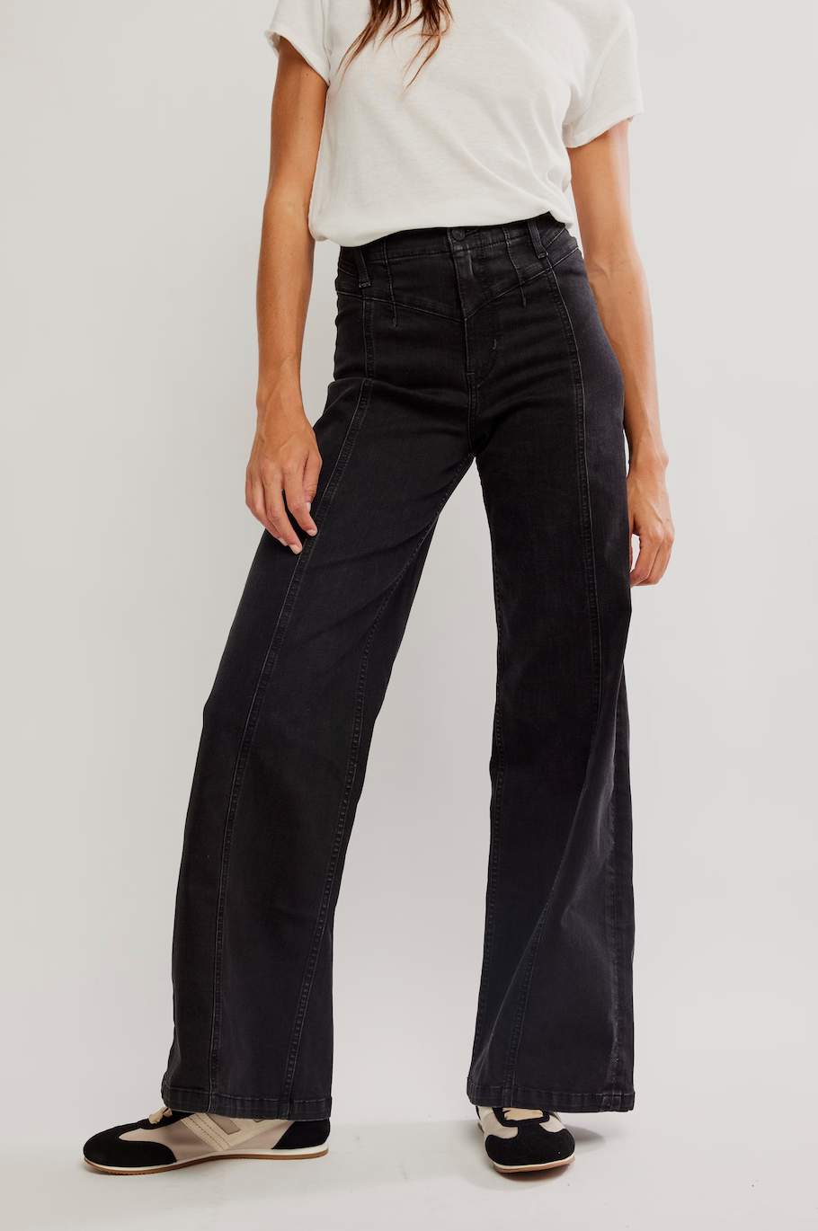 Libre Wide Leg Jean