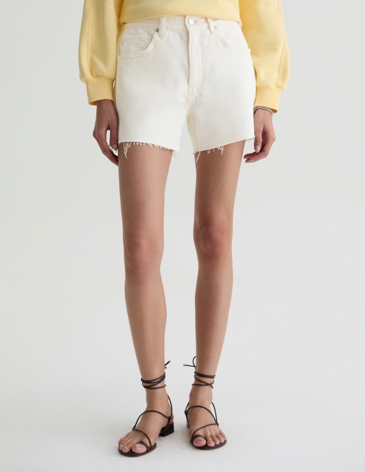 Halle Short - Powder Mended