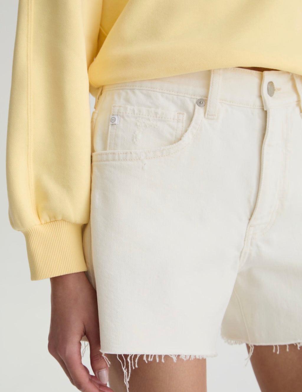 Halle Short - Powder Mended