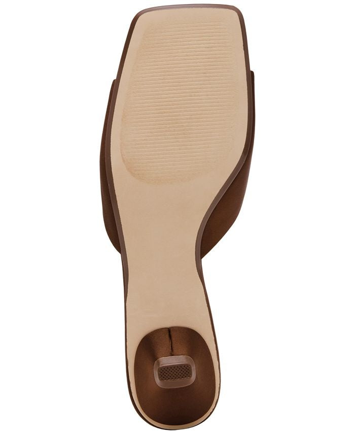 Joanie Kitten Heel