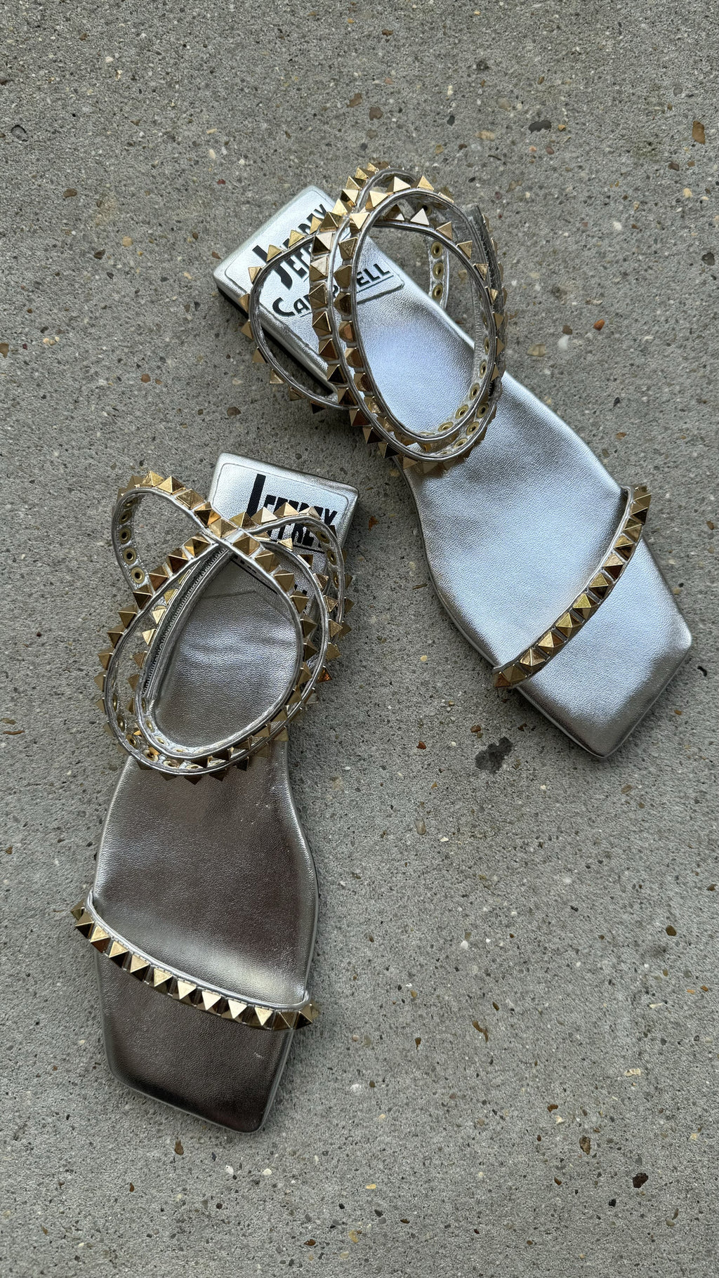 Luxor Sandal