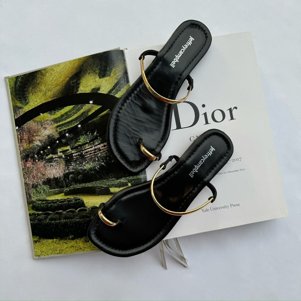 Discreet Sandal