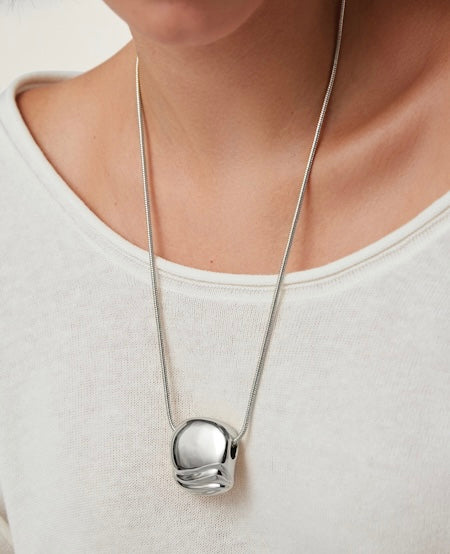 Rue Pendant Necklace