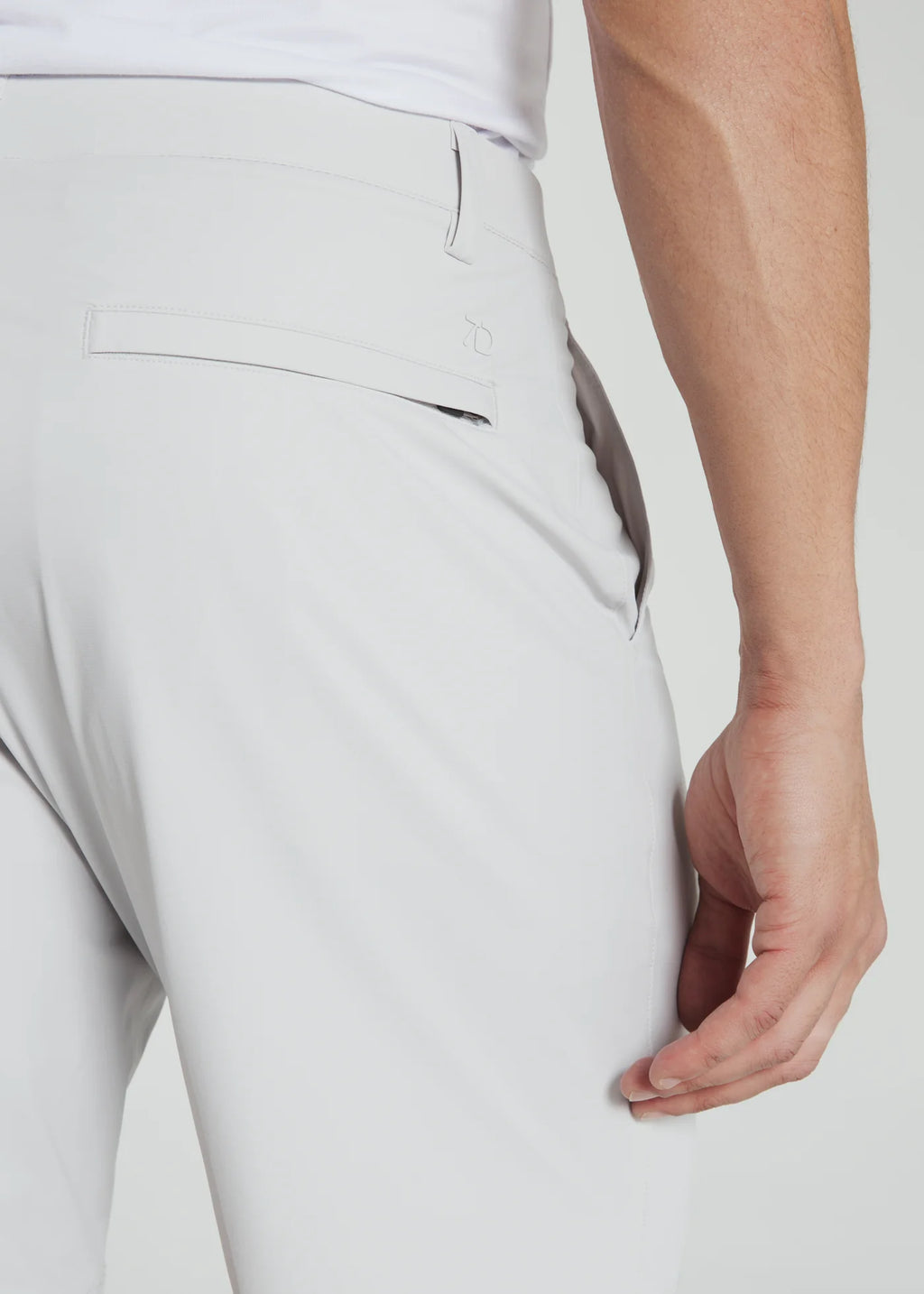 Zuma 8" Short