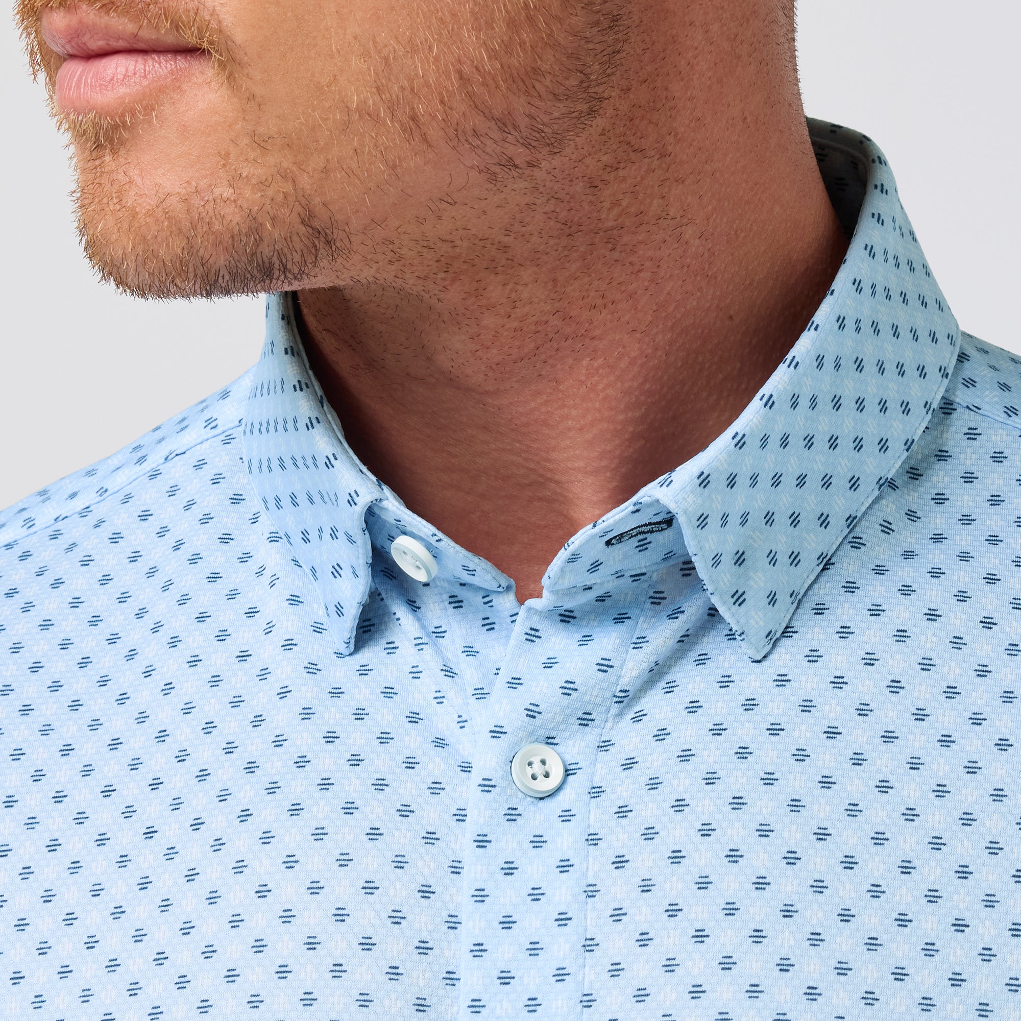 Halyard Short Sleeve - Cloud Blue Circle Dash