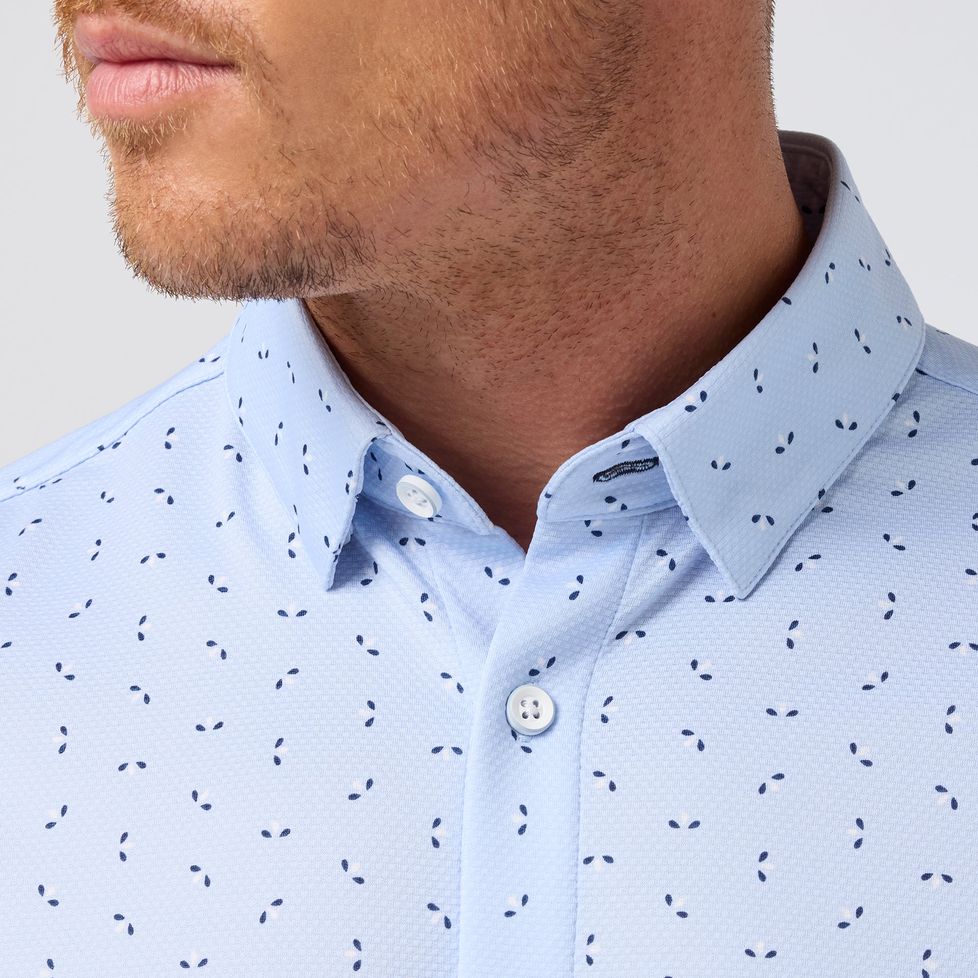 Halyard Short Sleeve - Cloud Blue Split Floral